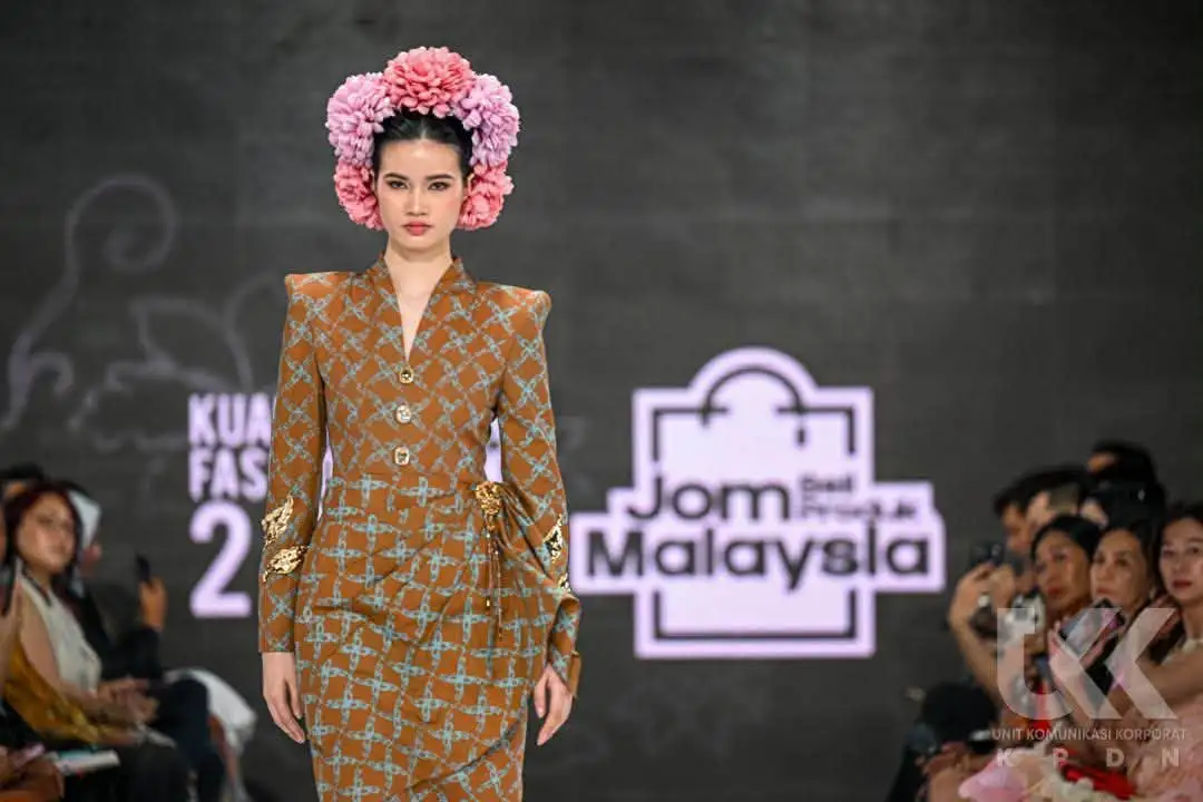 How Fashion Week Is Powering a Batik and Artisan Revival