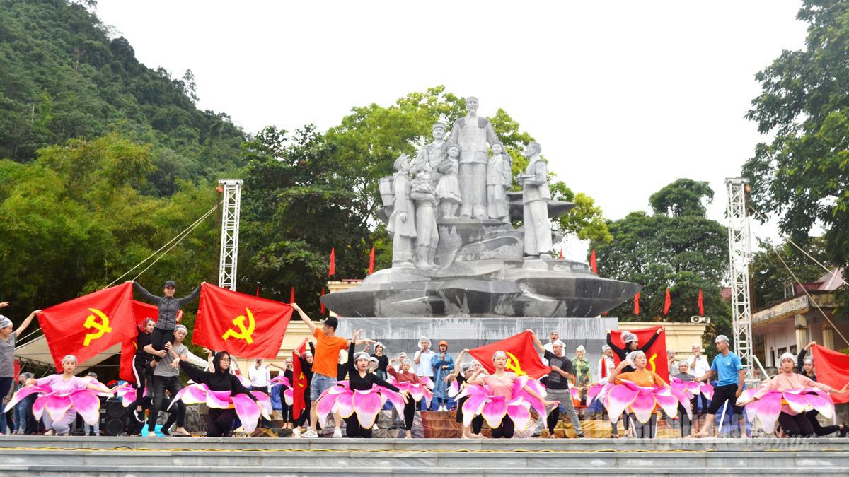 Thế hệ trẻ đổi mới âm nhạc yêu nước