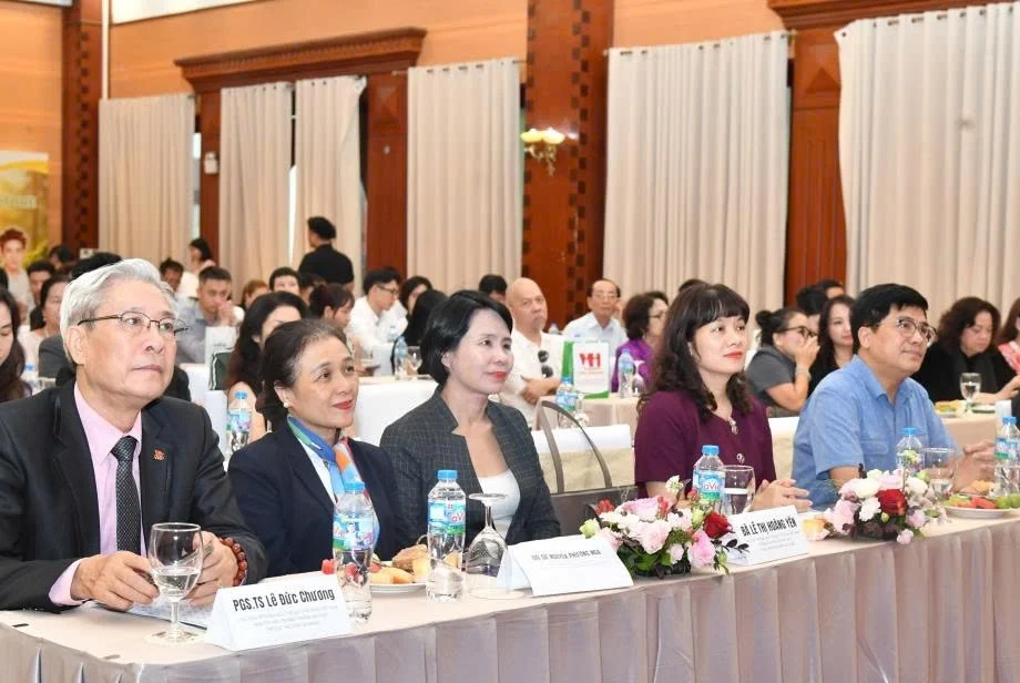 Diễn đàn khoa học Hà Nội hé lộ công thức sống khỏe và trường thọ