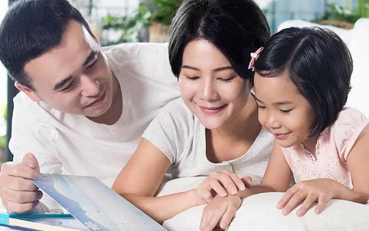 Con thông minh giống bố hay mẹ? Sự thật về di truyền và nuôi dạy