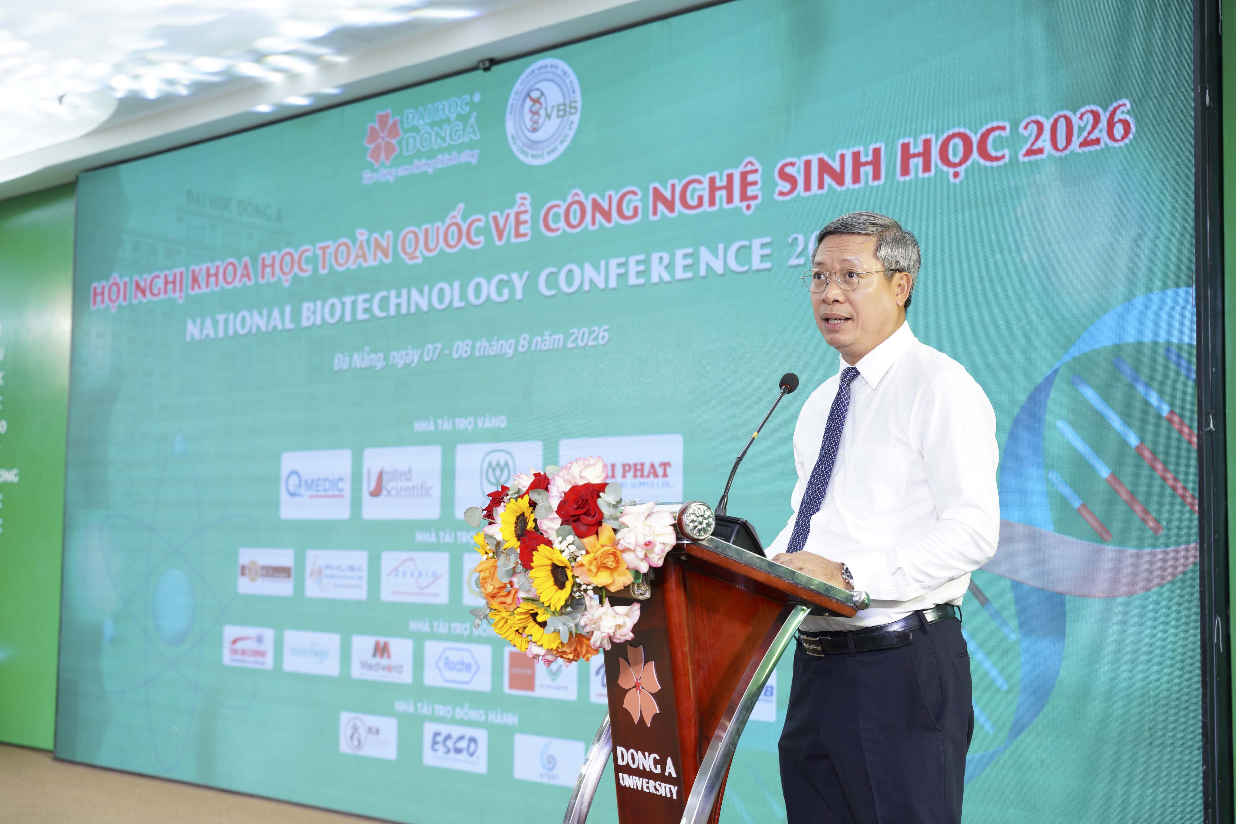 Hội nghị sinh học toàn quốc: Bước ngoặt cho y học và nông nghiệp