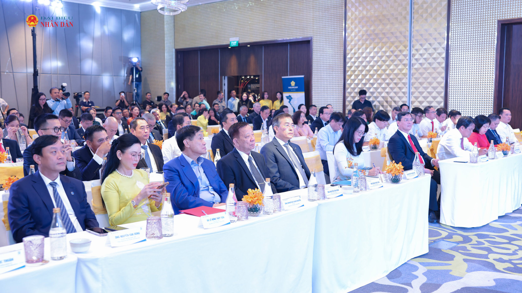 Liên minh du lịch mới: từ bầu trời đến khu công nghiệp