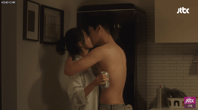 Son Ye Jin và Jung Hae In: Những câu chuyện chưa kể sau ‘Chị Đẹp Mua Cơm Ngon Cho Tôi’