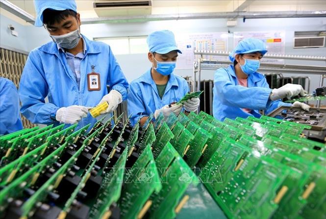 Việt Nam trong cuộc chiến bán dẫn Mỹ: cơ hội và bài toán chính sách