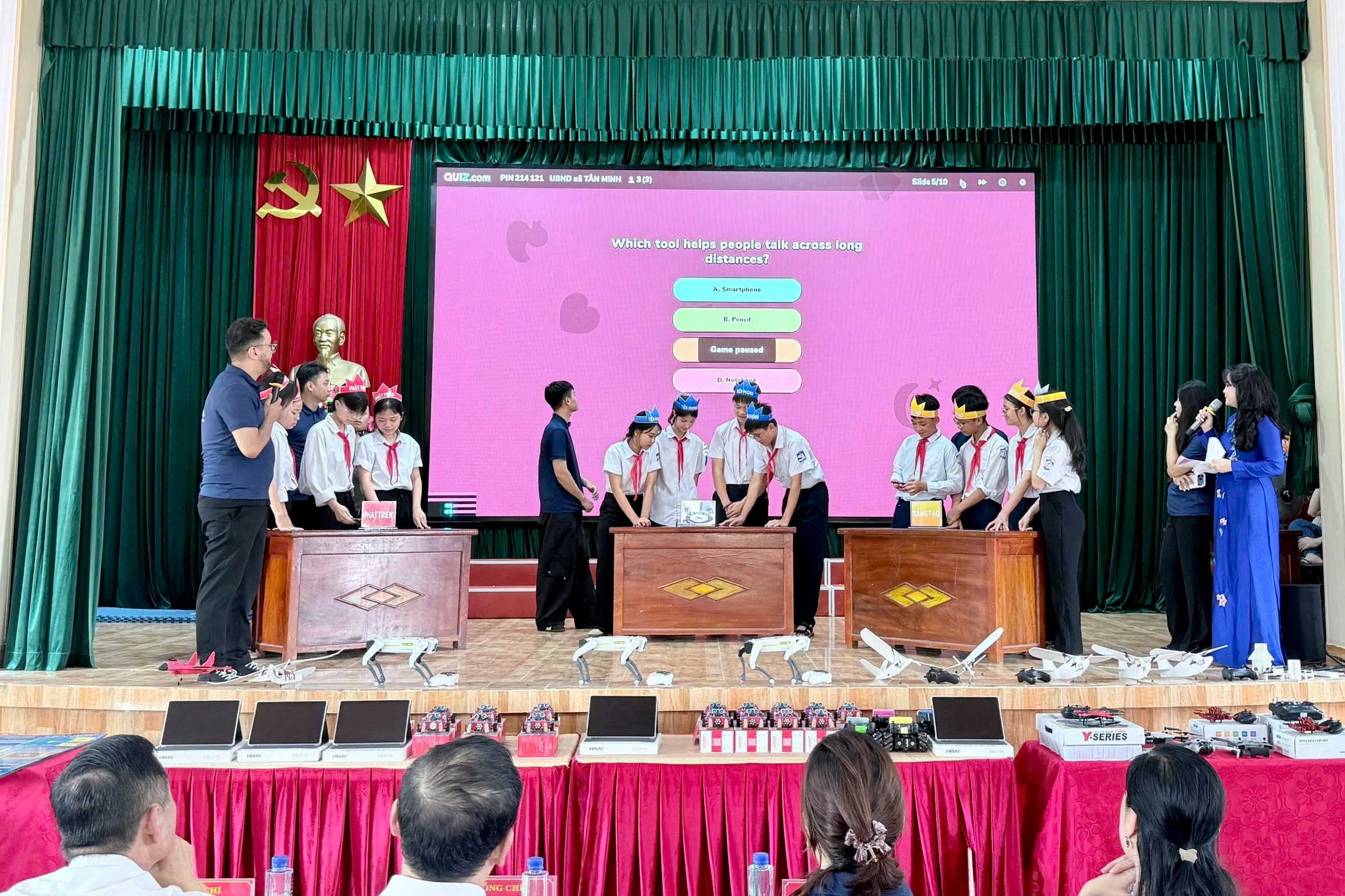Ngày hội mùa hè số: Khi công nghệ và tiếng Anh bước ra khỏi lớp học