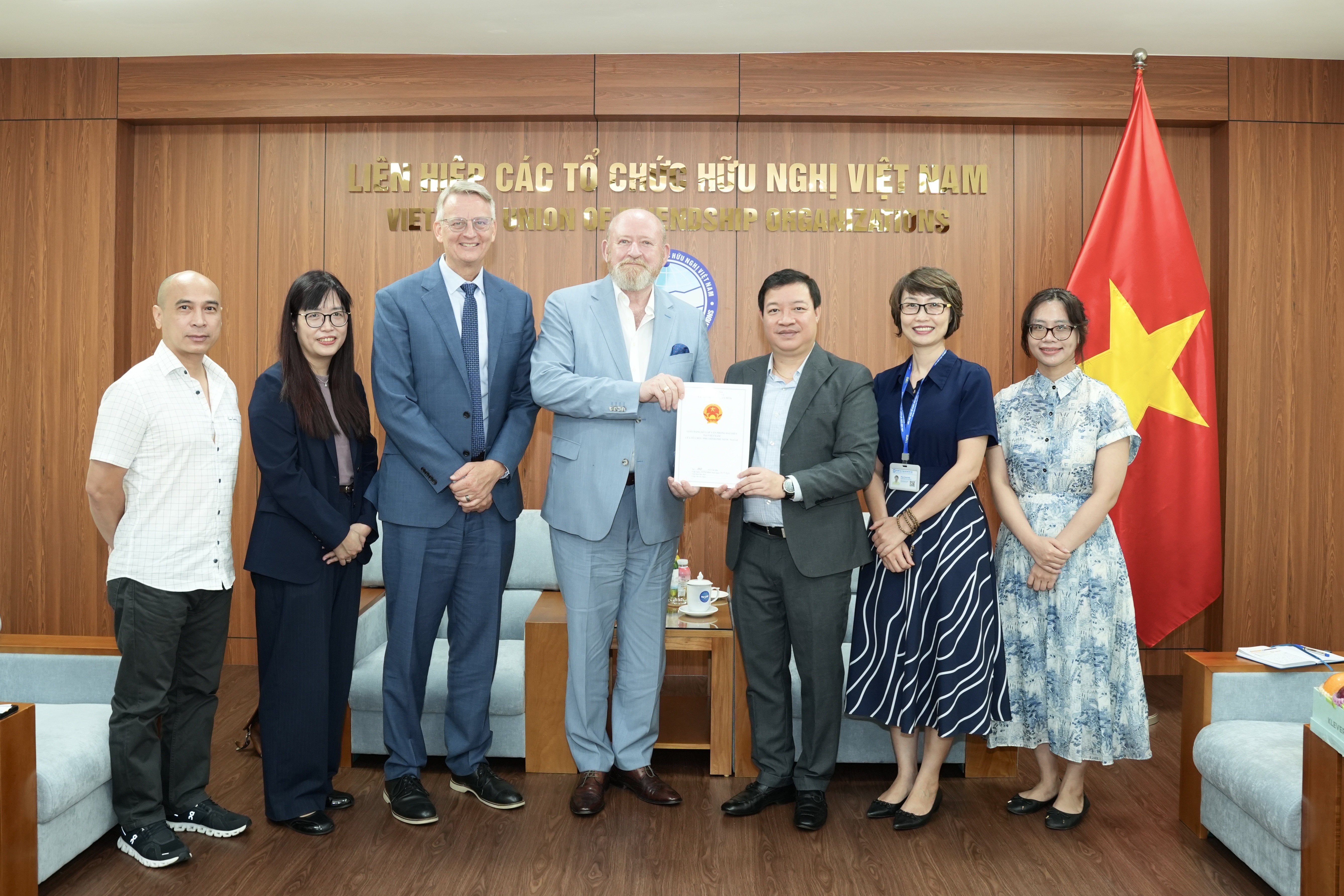 Địa phương Việt Nam cần làm gì để hút FDI từ Mỹ?