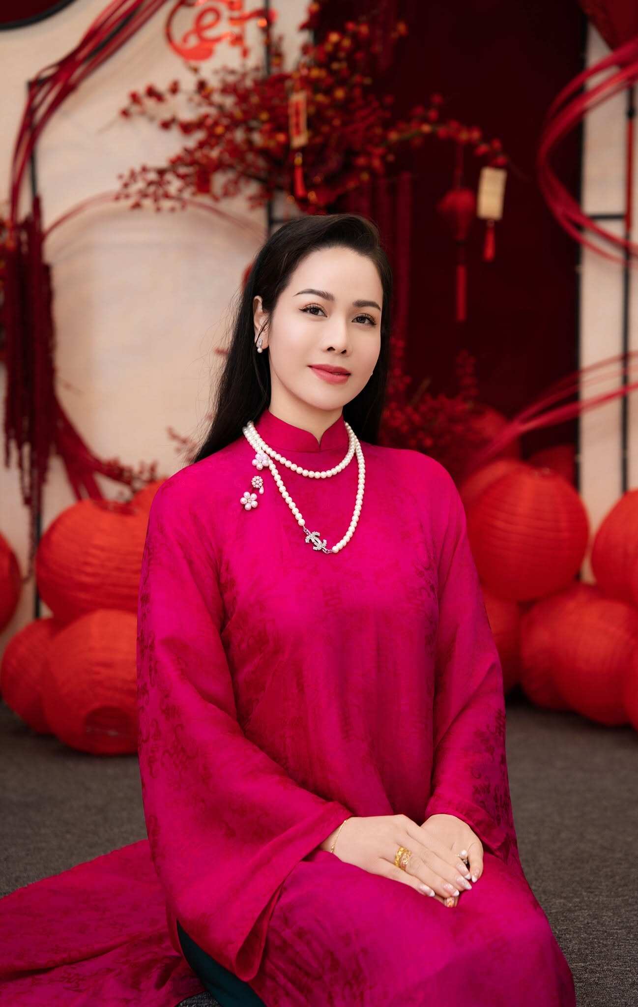 Khí chất sang trọng không cần đồ hiệu: bí quyết từ mỹ nhân Việt