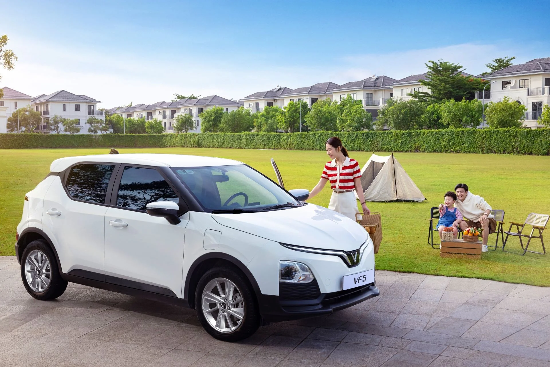 Bảo dưỡng xe điện VinFast chỉ vài trăm nghìn: Lợi thế rõ ràng trước xe xăng