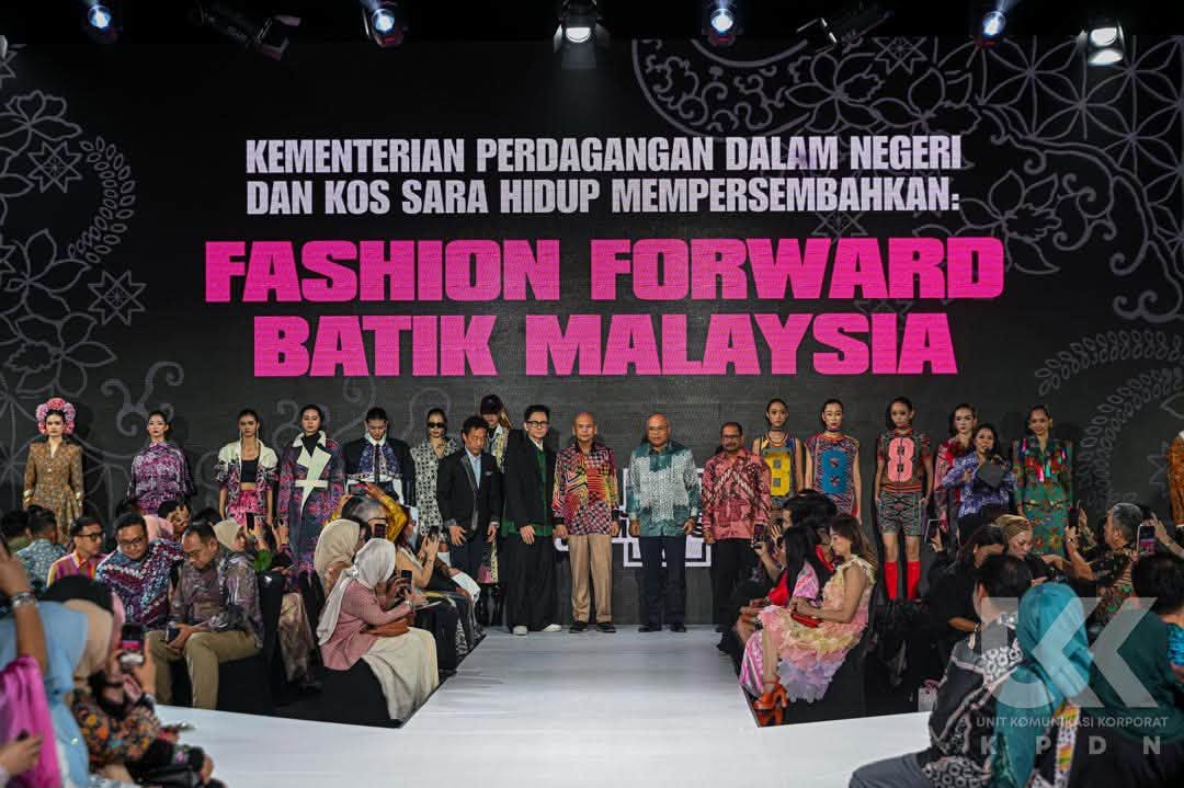 How Batik Is Becoming a Global Luxury Fashion Statement