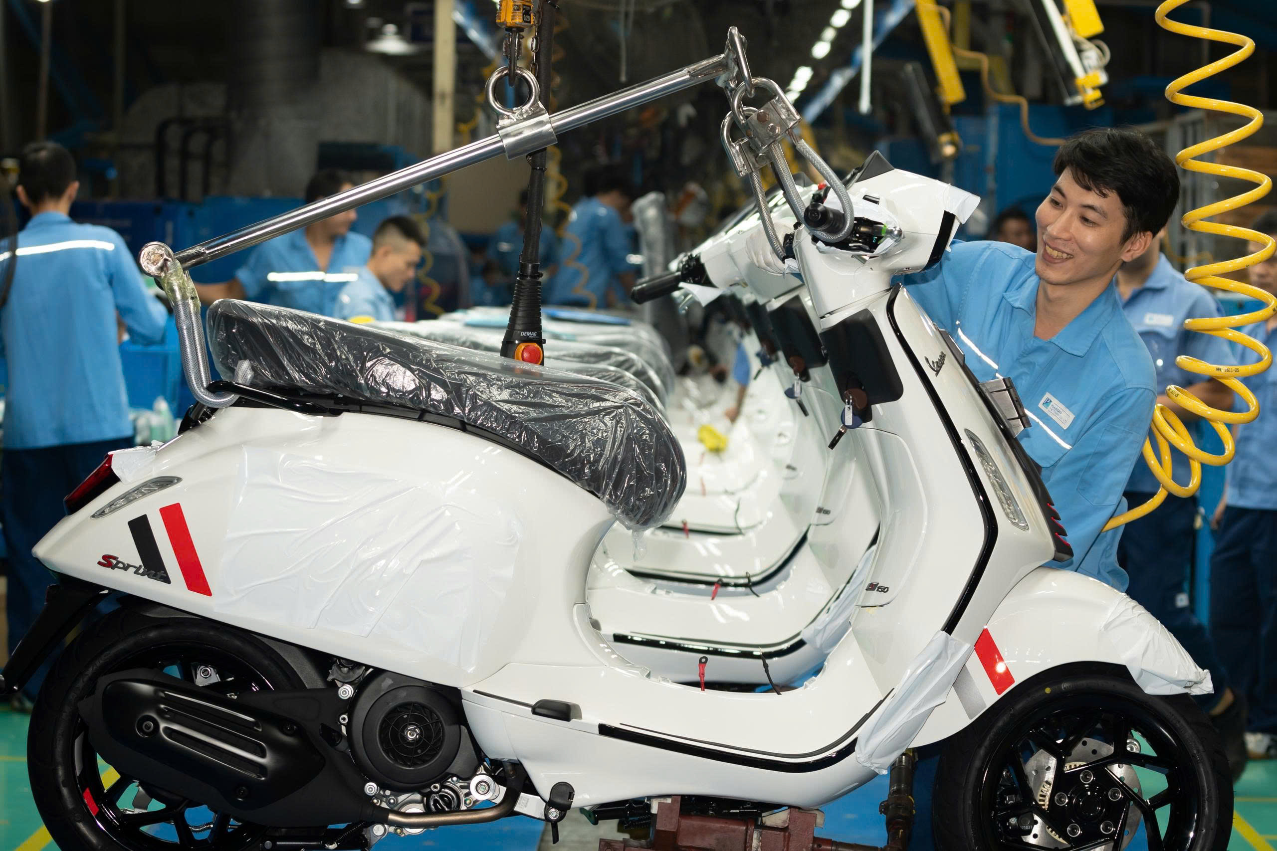 Honda và Vespa dẫn đầu làn sóng xe máy phân khối nhỏ
