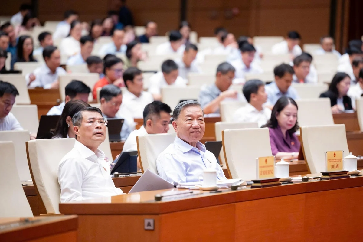 Sửa đổi Luật Dầu khí: từ hạ tầng hóa thạch đến năng lượng sạch