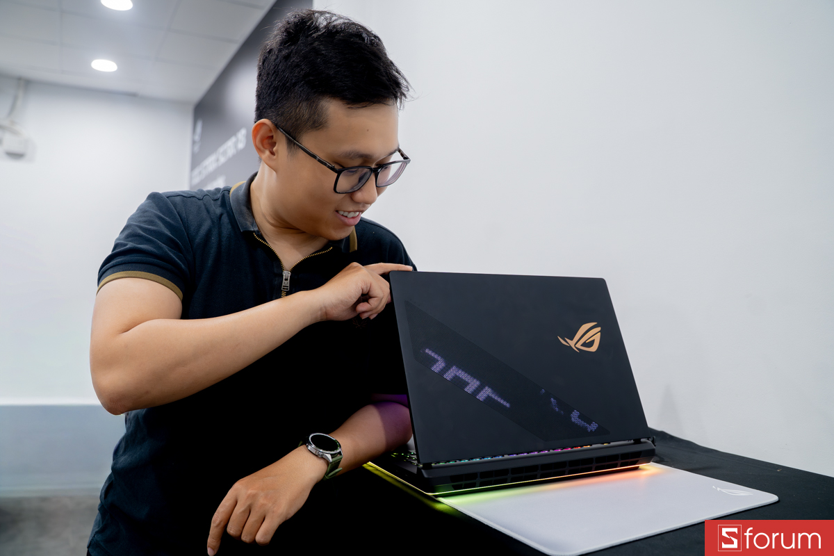 ROG Strix SCAR 18 Đáng Giá Gần 180 Triệu Đồng?