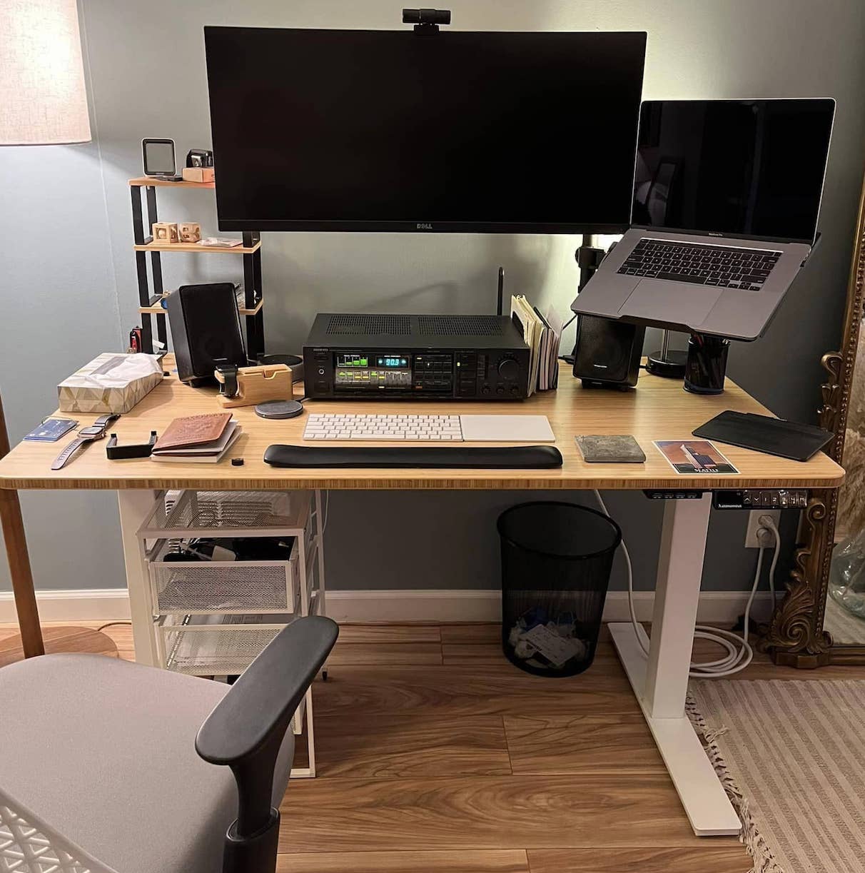 Autonomous SmartDesk Pro vs Herman Miller Jarvis Bamboo