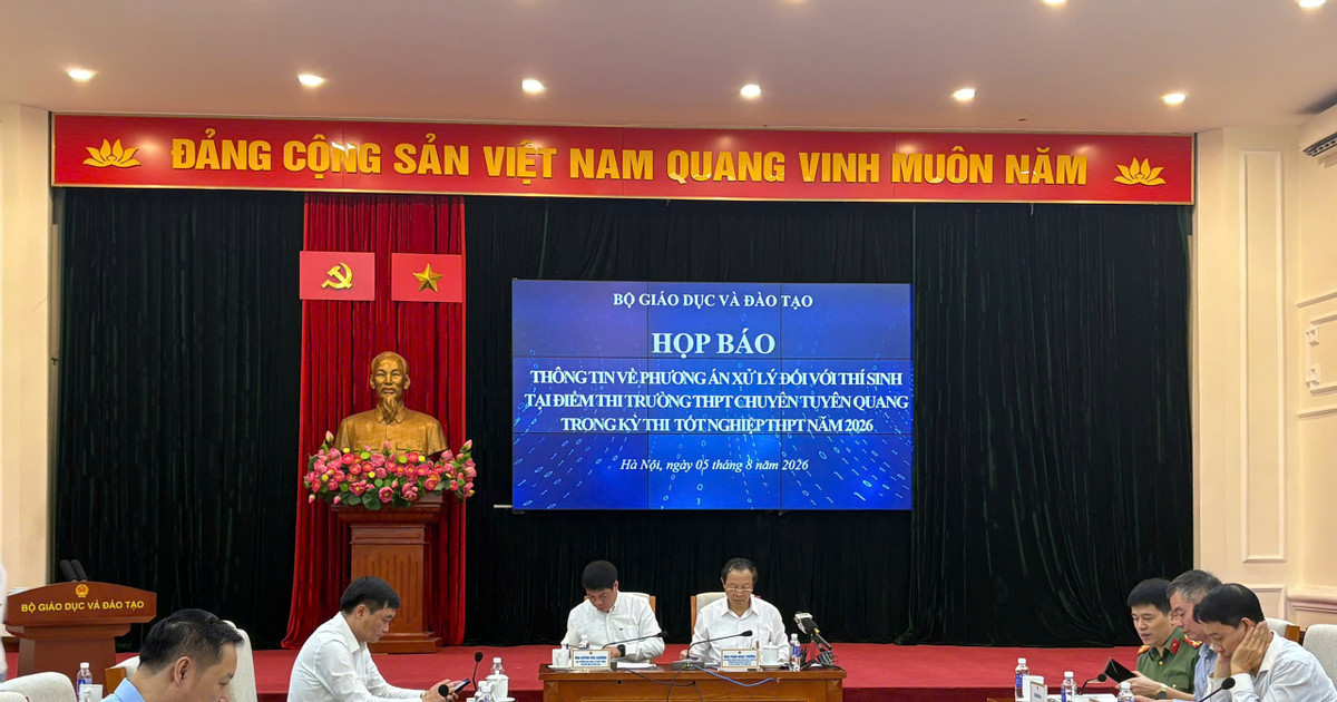 Kỳ thi lại toàn bộ các môn tại điểm thi chuyên: Cha mẹ và thí sinh cần chuẩn bị gì?