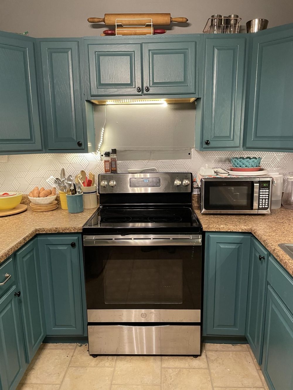 How Cabinet Color Changes Transform Kitchens More Than You’d Expect