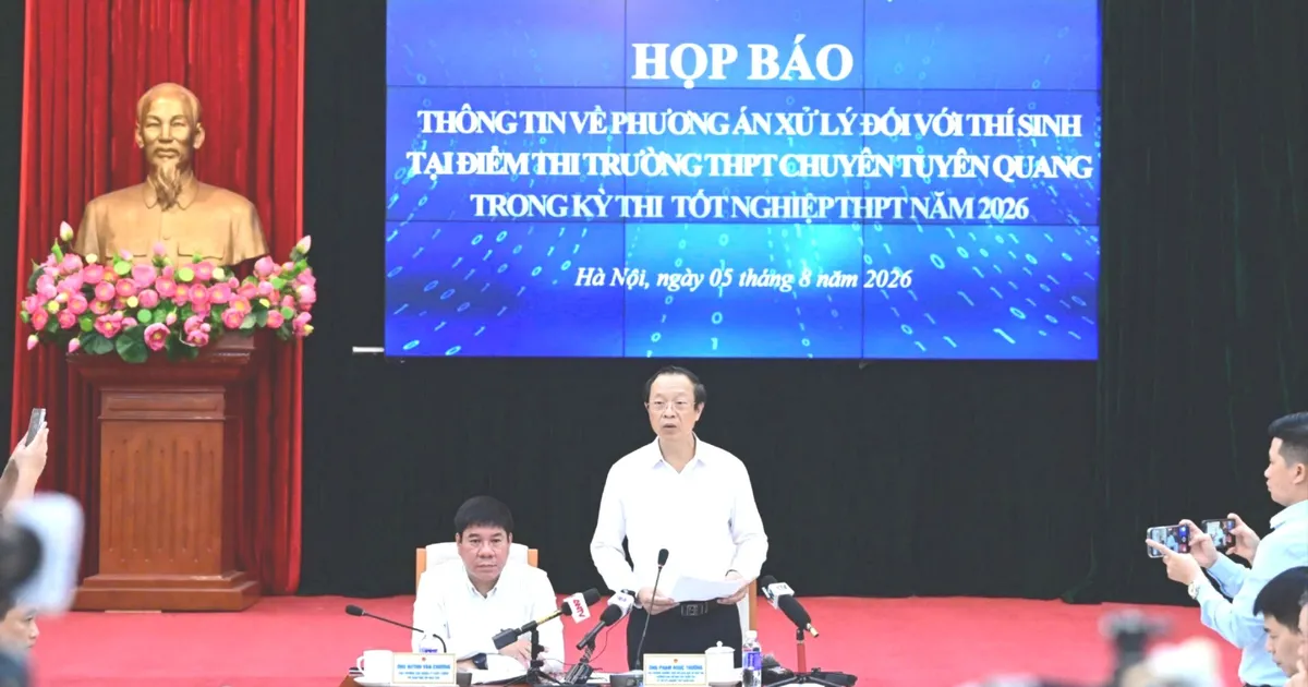 Bộ Giáo dục chọn thi lại toàn diện vụ sai phạm tại chuyên Tuyên Quang