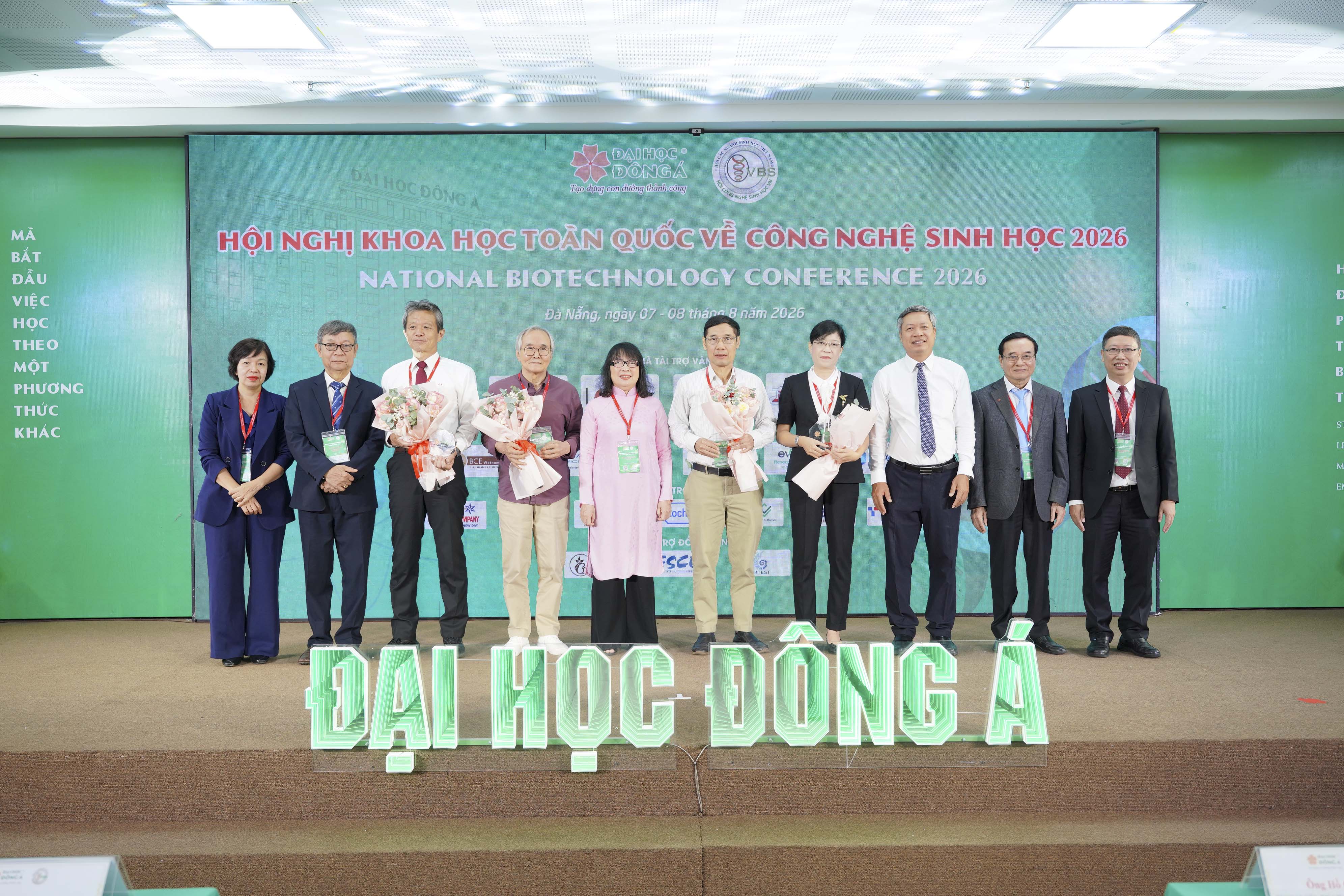 Hội nghị sinh học toàn quốc: Bước ngoặt cho y học và nông nghiệp
