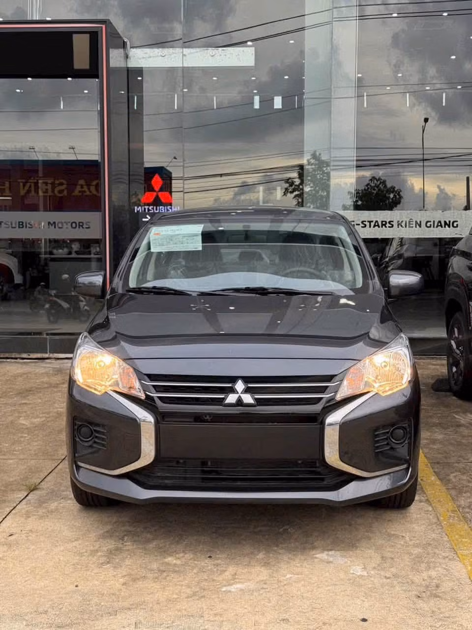 Mitsubishi Attrage giảm 80 triệu: Sedan hạng B rẻ hơn Kia Morning và Hyundai i10