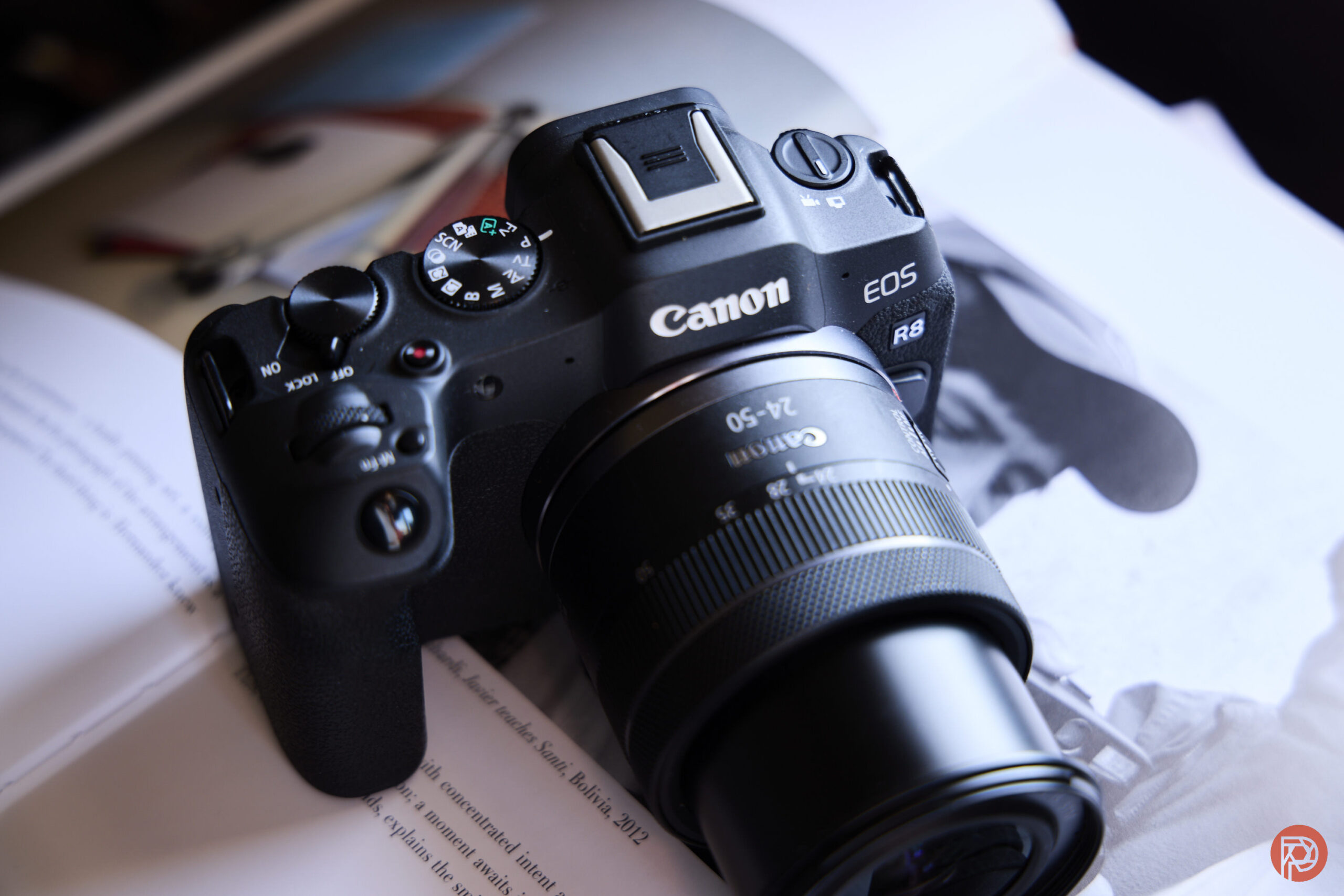 Canon EOS R8 Mark II: Khi IBIS và khe thẻ kép không cứu nổi cảm biến