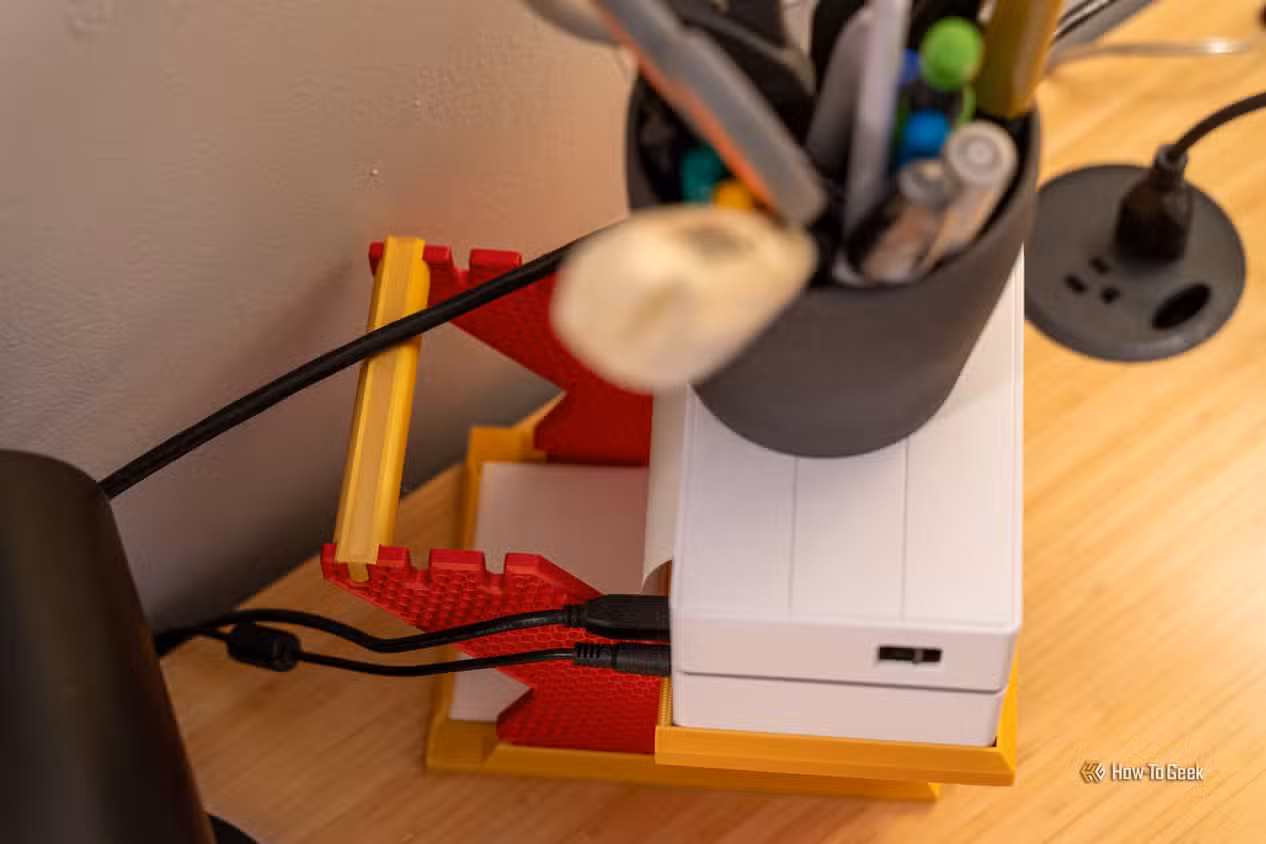 3D-Printed Desk Accessories That Declutter Your Workspace Without Replacing It