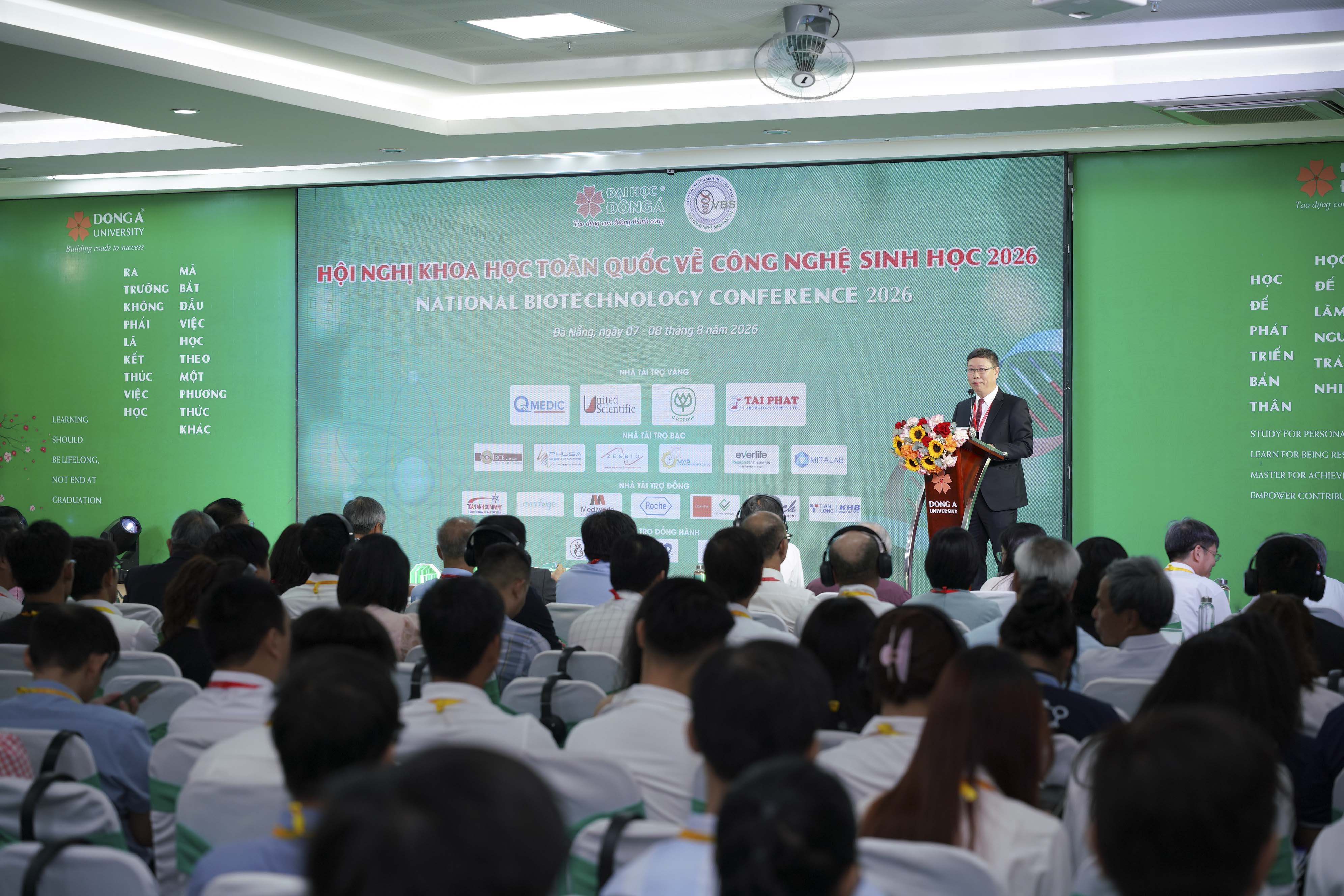 Hội nghị sinh học toàn quốc: Bước ngoặt cho y học và nông nghiệp