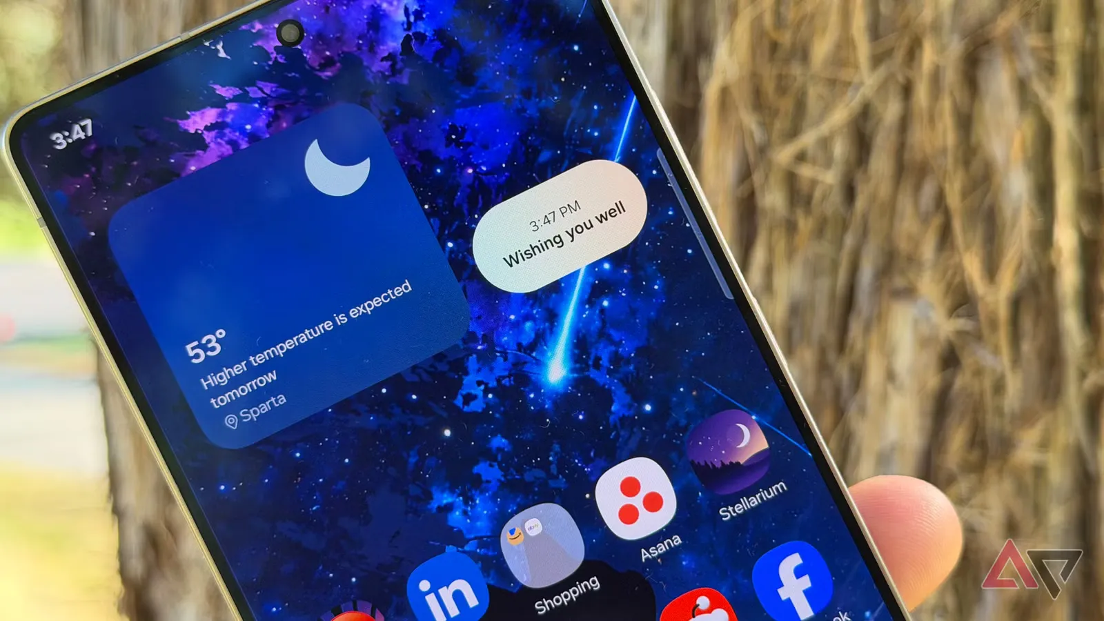 5 Android Launchers That Turn Your Home Screen Into a Productivity Machine
