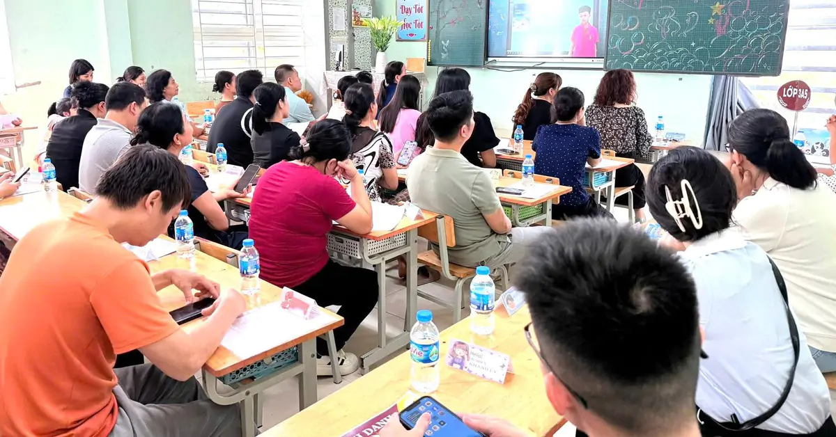 Ban đại diện cha mẹ học sinh sắp có Điều lệ mới: siết lạm thu, đổi vai trò đồng hành