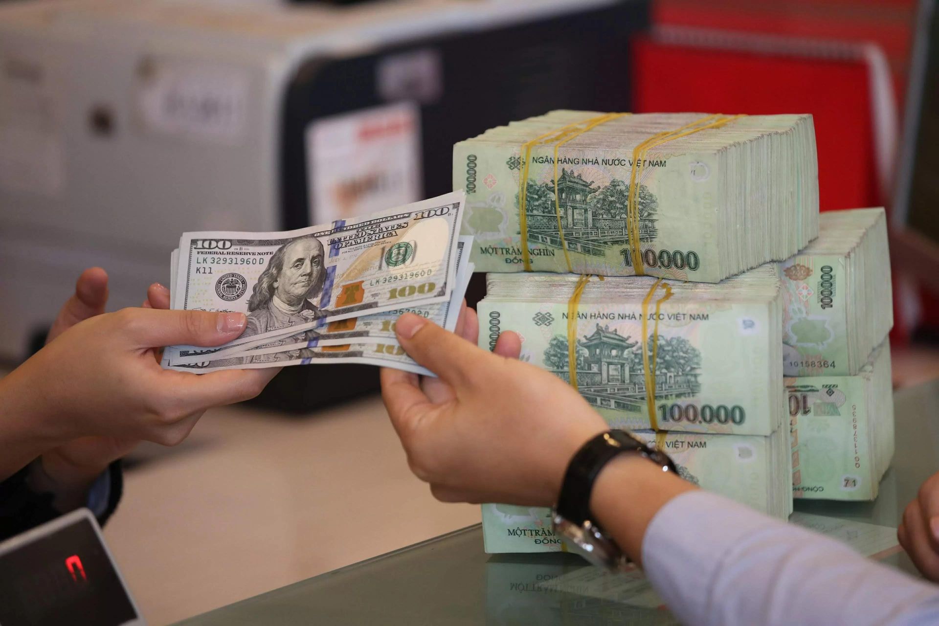 USD suy yếu sau dữ liệu việc làm Mỹ: Tín hiệu đảo chiều chính sách lãi suất Fed