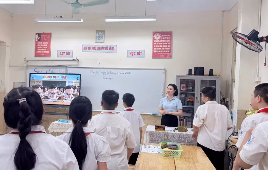 Tập huấn giáo viên hỗ trợ học sinh khuyết tật: từ chính sách đến lớp học
