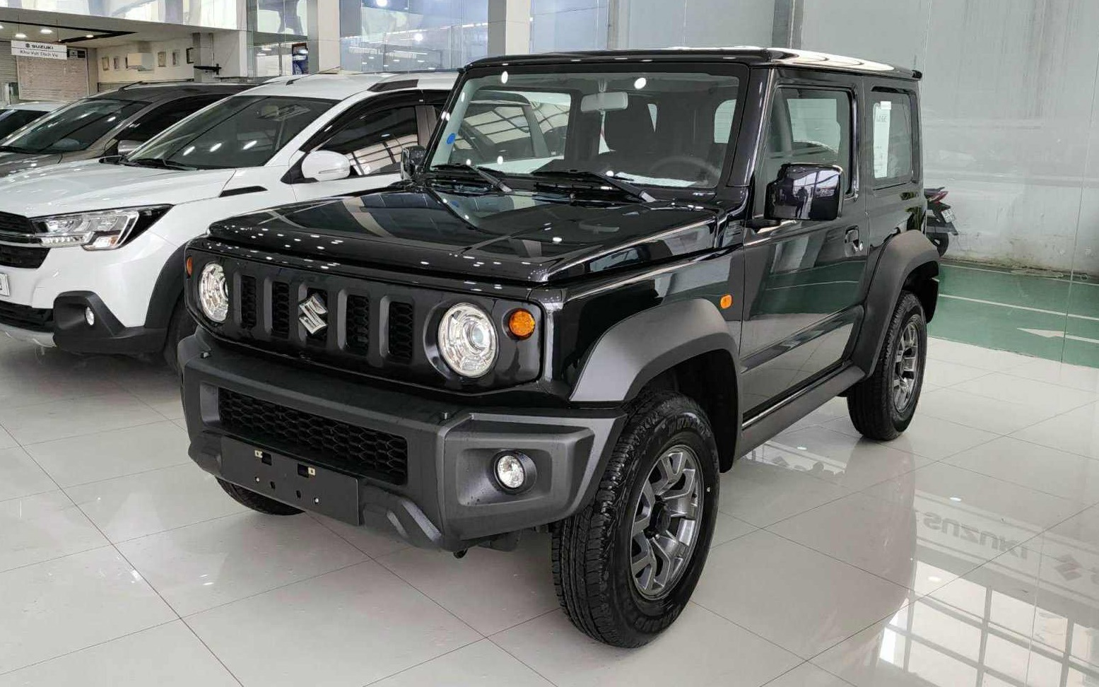 Suzuki XL7 Hybrid khuyến mại 75 triệu: có nên xuống tiền?