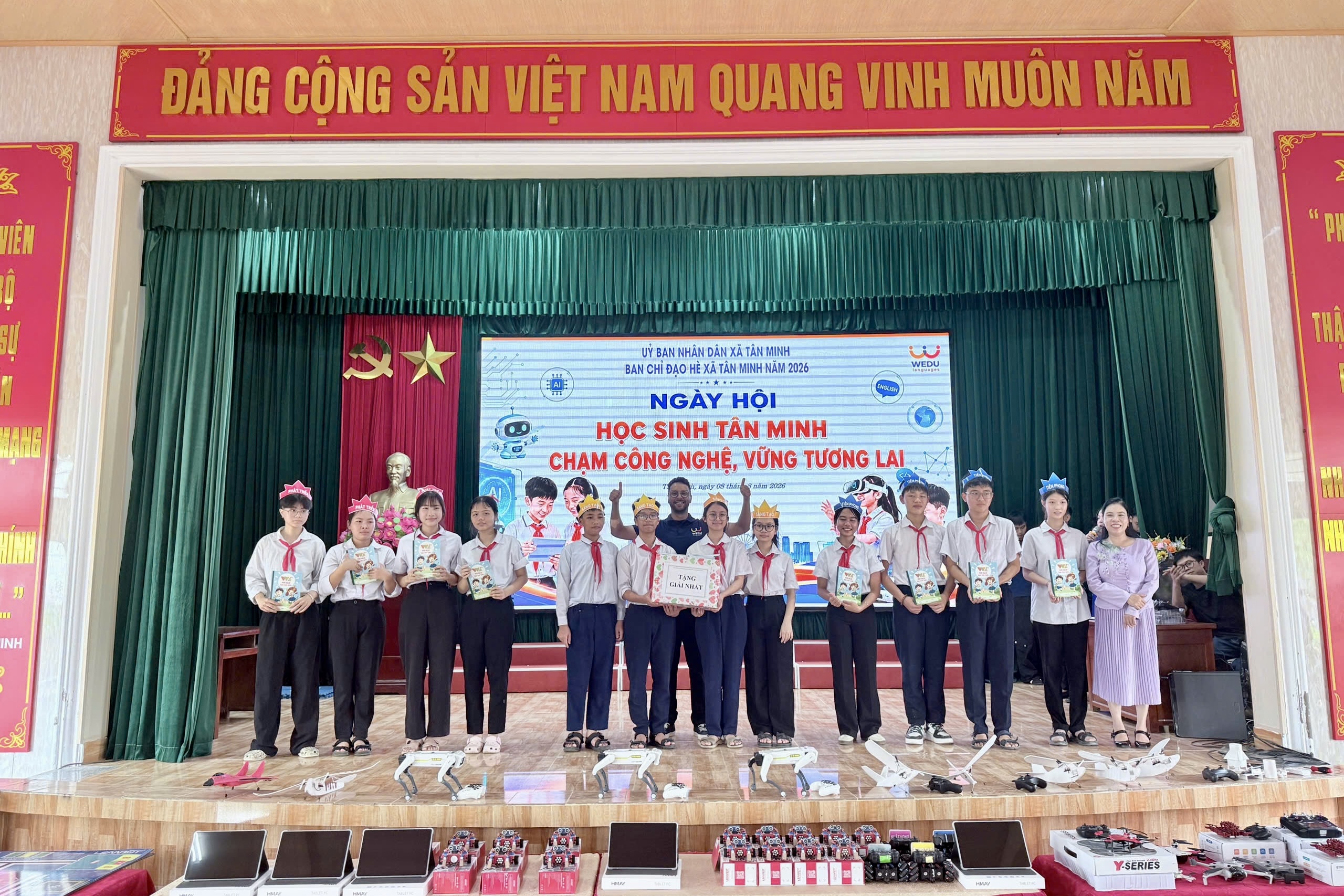 Ngày hội mùa hè số: Khi công nghệ và tiếng Anh bước ra khỏi lớp học