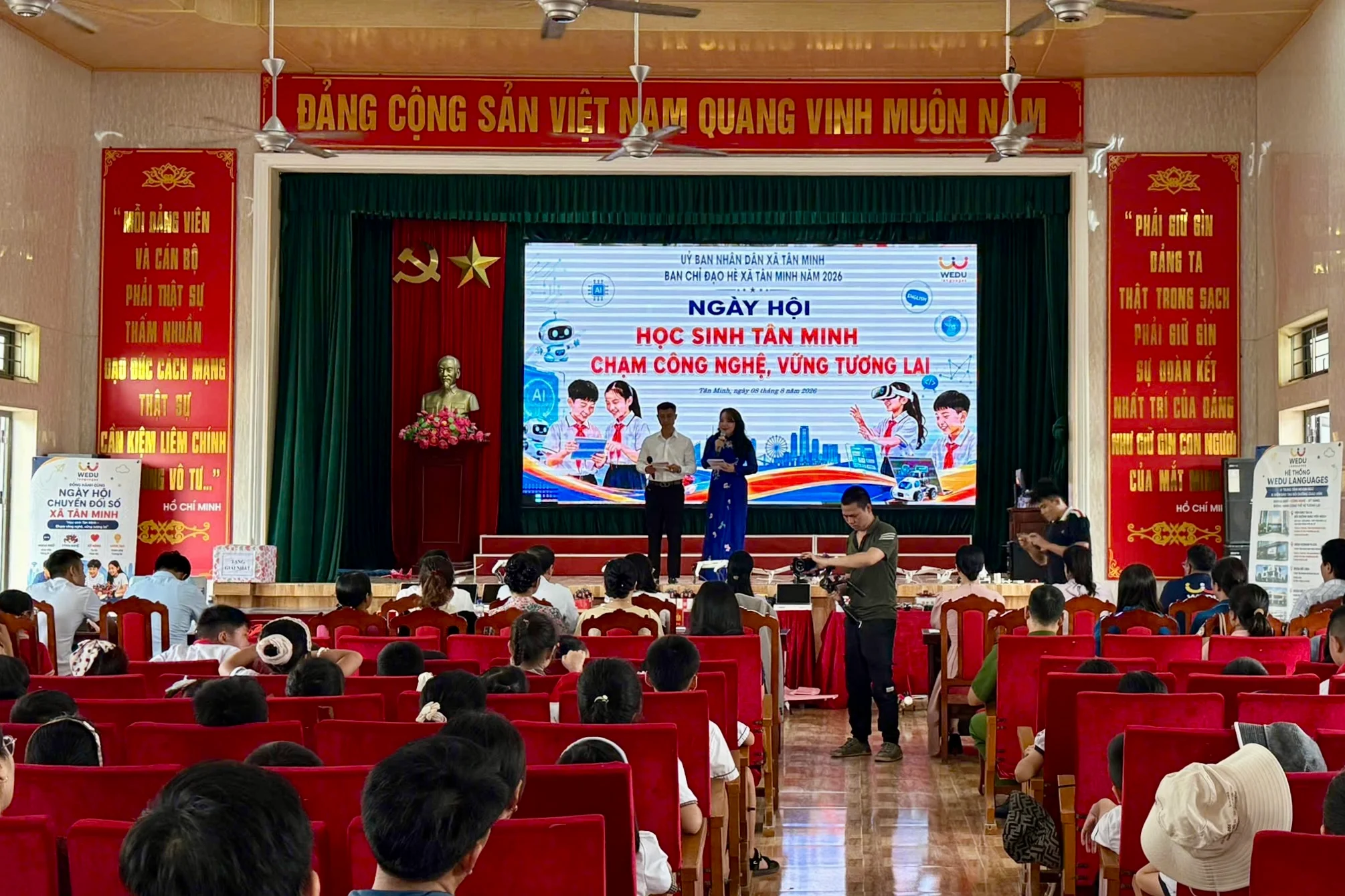 Ngày hội mùa hè số: Khi công nghệ và tiếng Anh bước ra khỏi lớp học
