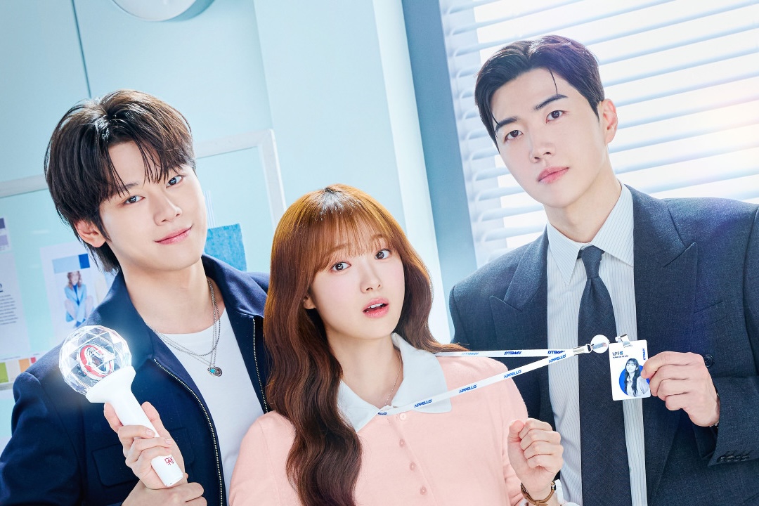 How My Bias My Boss Turns Fangirl Fantasy Into a Workplace Love Triangle