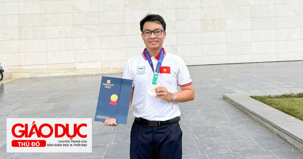 Từ đam mê toán học đến huy chương bạc AIMO của học sinh chuyên Cao Bằng