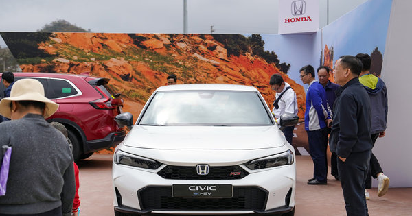 Cuộc đua bảo hành xe 10 năm: lời cam kết hay chiêu marketing?