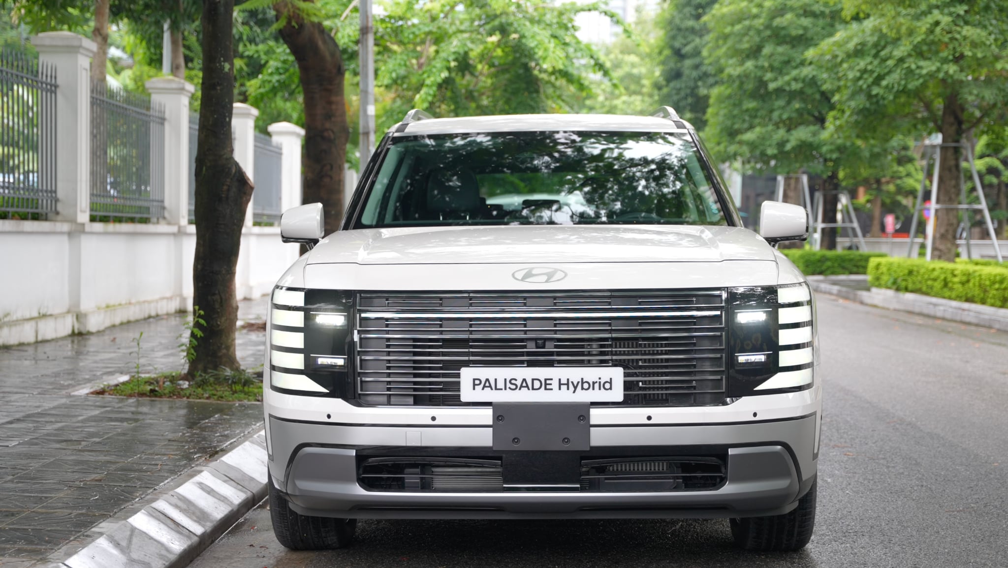 Hyundai Palisade Hybrid và bài toán SUV cỡ E ba hàng ghế