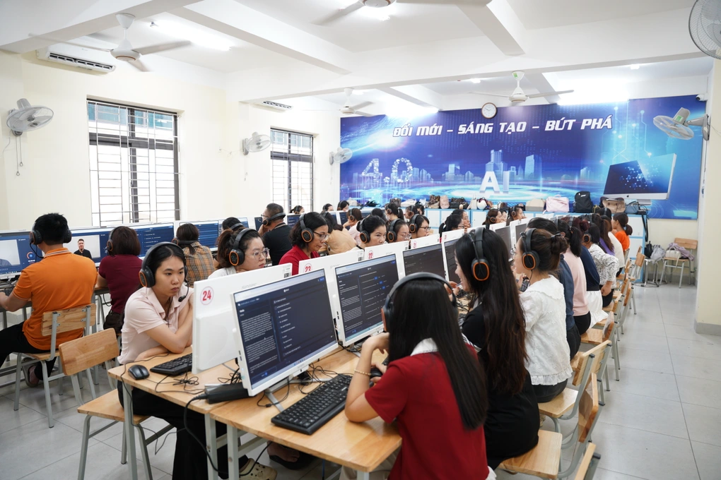 Hơn 83.000 giáo viên hoàn thành đánh giá năng lực tiếng Anh trên FSEL