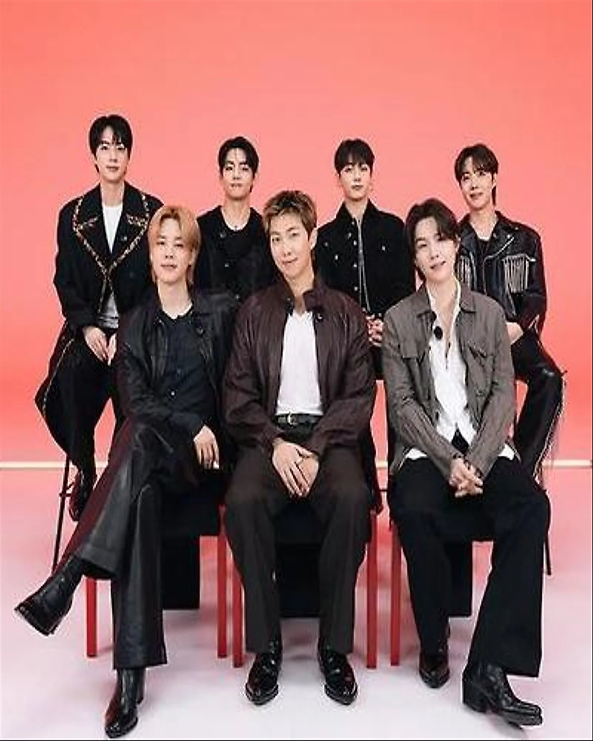 BTS tẩy chay Grammy: Khi K-pop lật lại thế cờ quyền lực âm nhạc