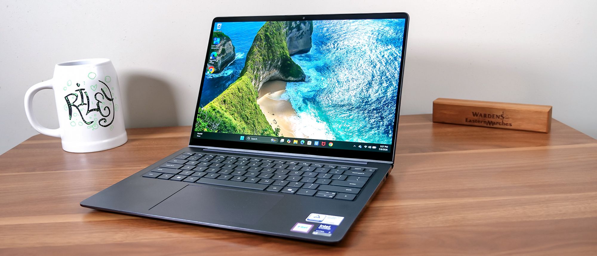 Premium Ultrabooks With 30+ Hour Battery Life: Asus Zenbook A14 vs Dell 14S