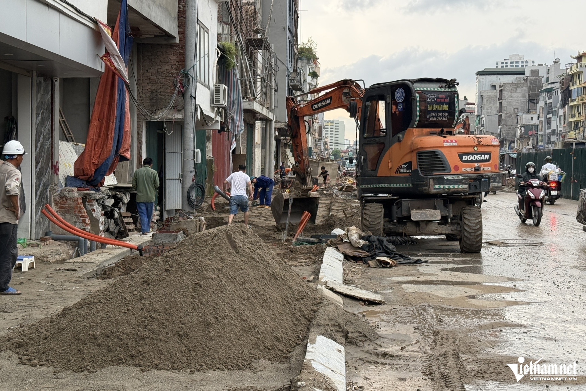Vành đai 1 Hà Nội: Cuộc đua gỡ điểm nghẽn giao thông trước Tết