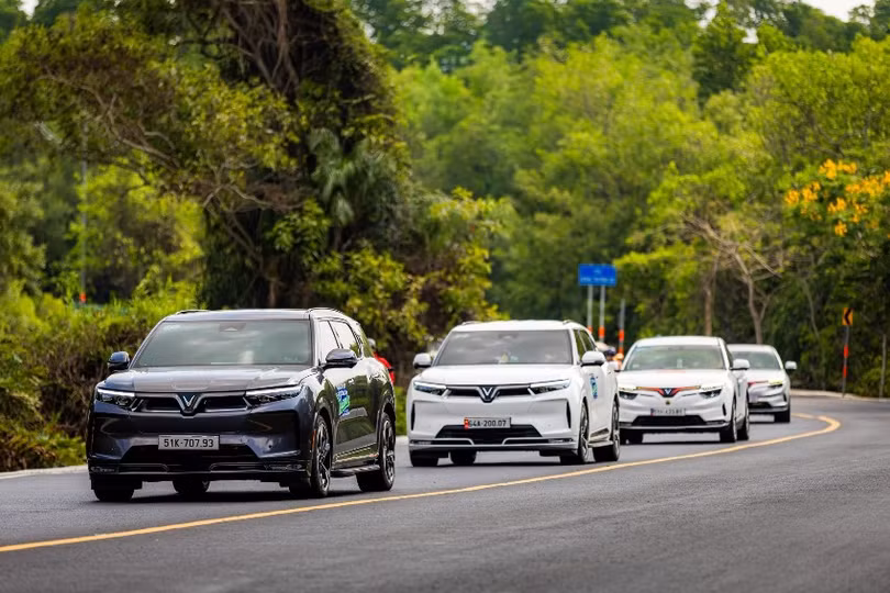 VinFast VF 9 xuyên Việt: SUV điện cho gia đình thích đi xa