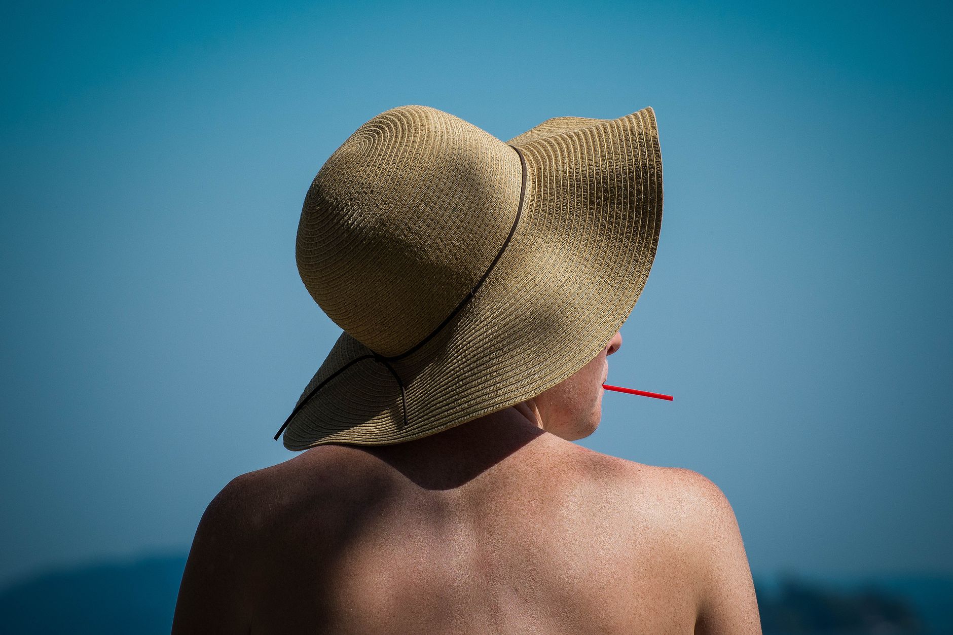 Sun and Smoking: The Habits That Age Your Skin Fastest