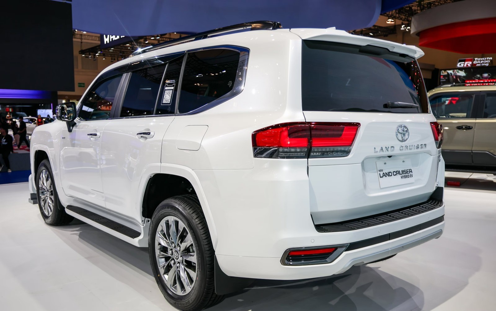 Toyota Land Cruiser Hybrid: V6 tăng áp và bước ngoặt điện hóa cho SUV huyền thoại
