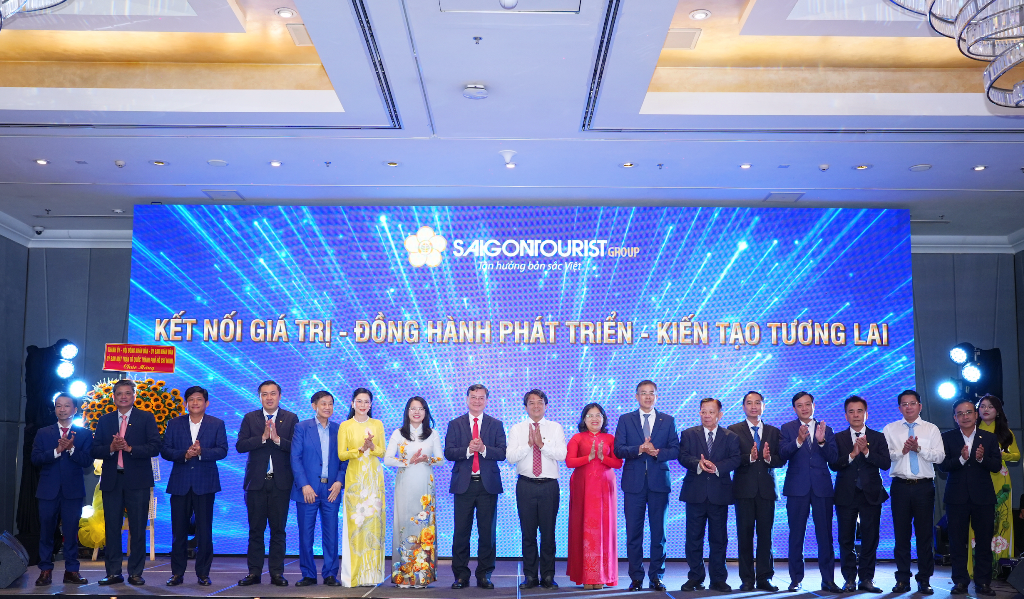 Saigontourist Group và bước ngoặt đưa du lịch Việt ra quốc tế