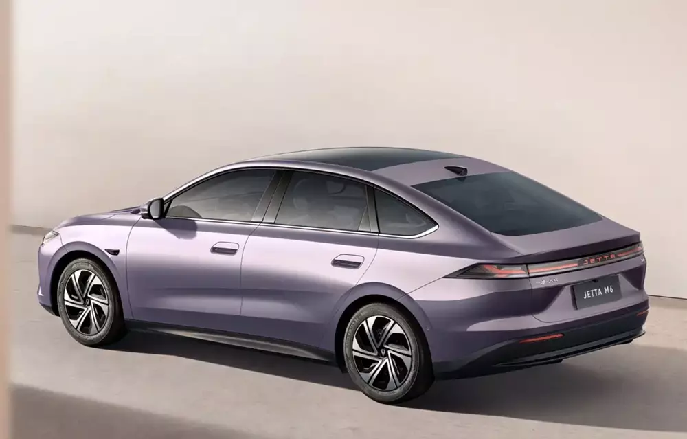 Volkswagen Jetta M6: sedan điện hạng D dám chơi ghế giường đôi