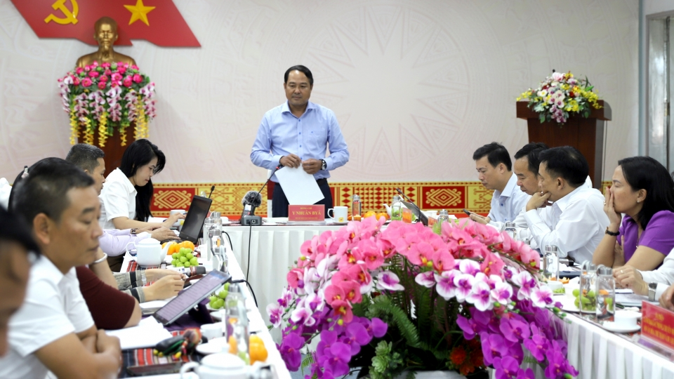 Bảo tồn văn hóa dân tộc thiểu số trong lớp học: Từ tiếng cồng chiêng đến chương trình tập huấn toàn quốc