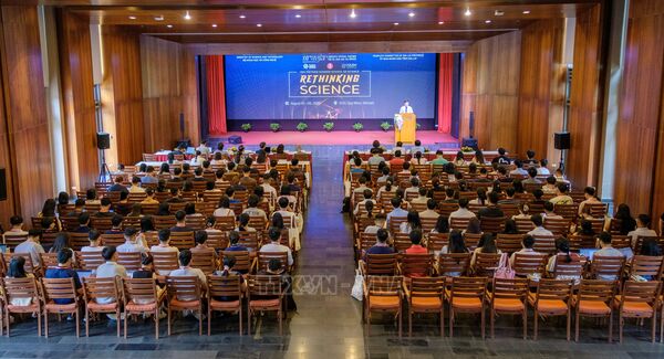 Trường hè khoa học Việt Nam: Lò luyện tư duy và kết nối tri thức trẻ