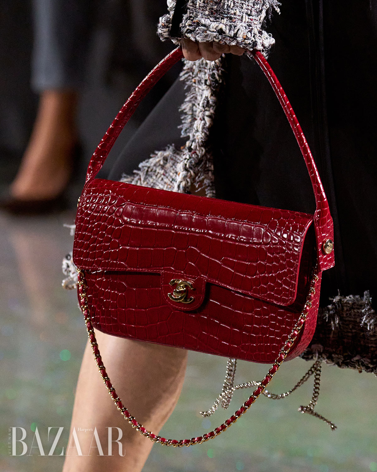 Chanel và Hermès: Hai cực bền vững của thị trường xa xỉ