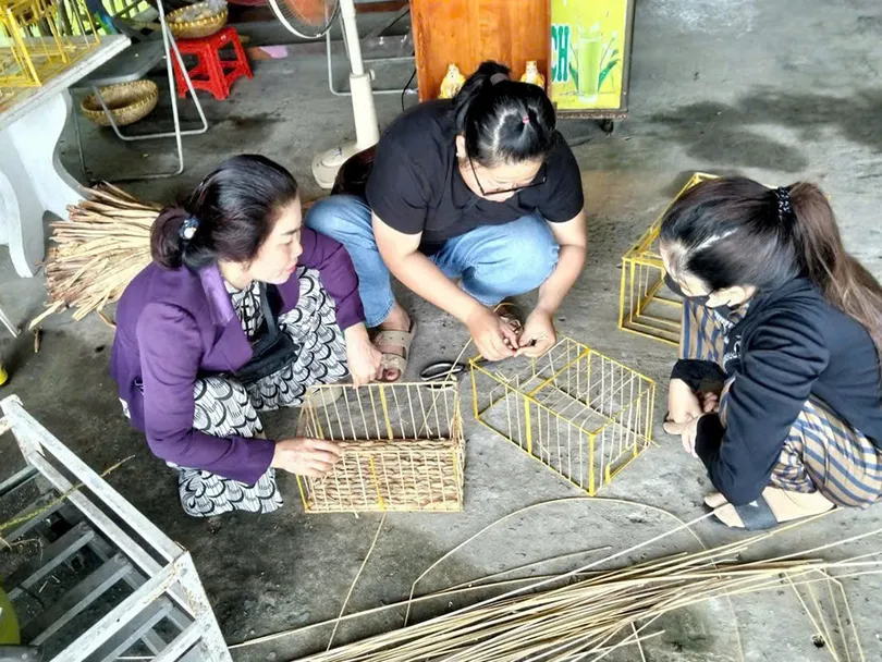 Đào tạo nghề phụ nữ: Từ ruộng đồng đến phòng livestream