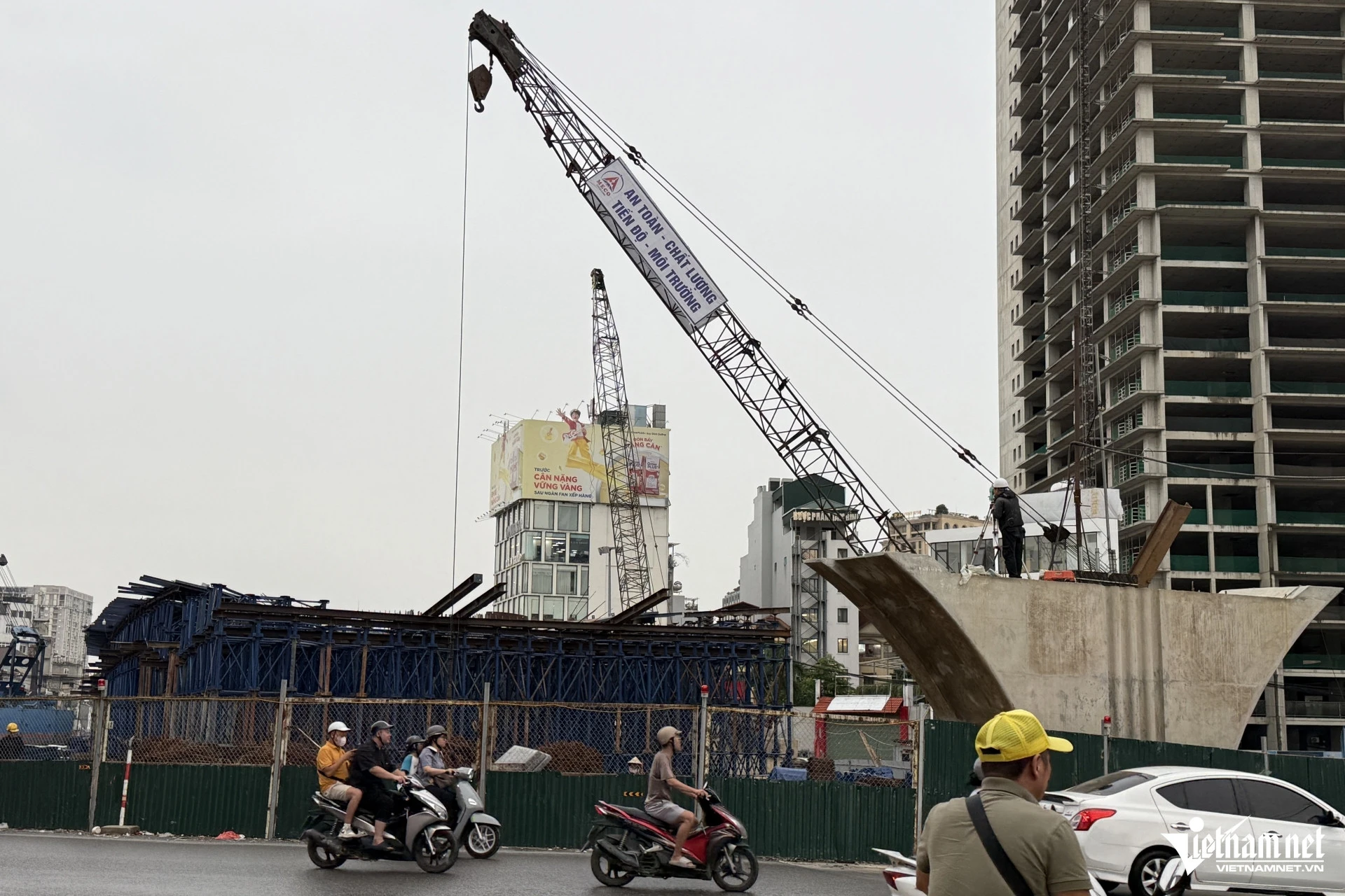 Vành đai 1 Hà Nội: Cuộc đua gỡ điểm nghẽn giao thông trước Tết
